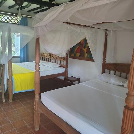 Mangro Hotel Diani Beach Exterior photo