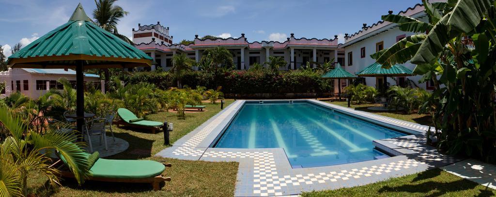 Mangro Hotel Diani Beach Exterior photo