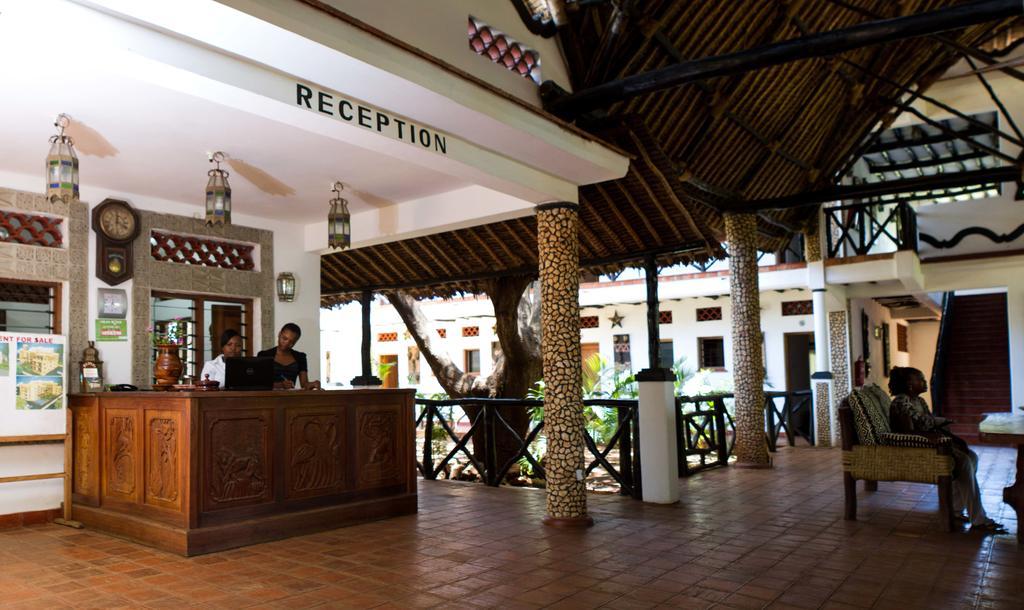 Mangro Hotel Diani Beach Exterior photo