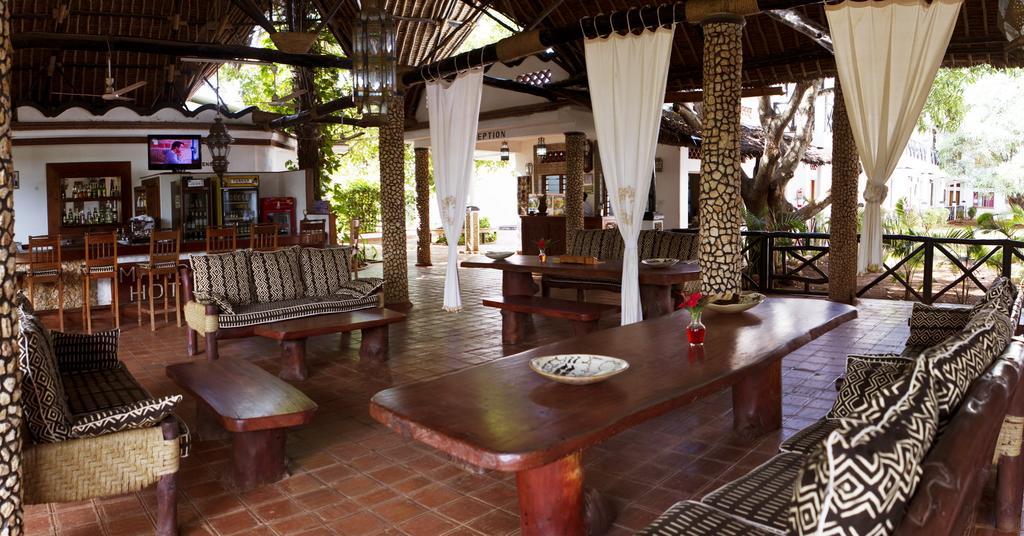 Mangro Hotel Diani Beach Exterior photo