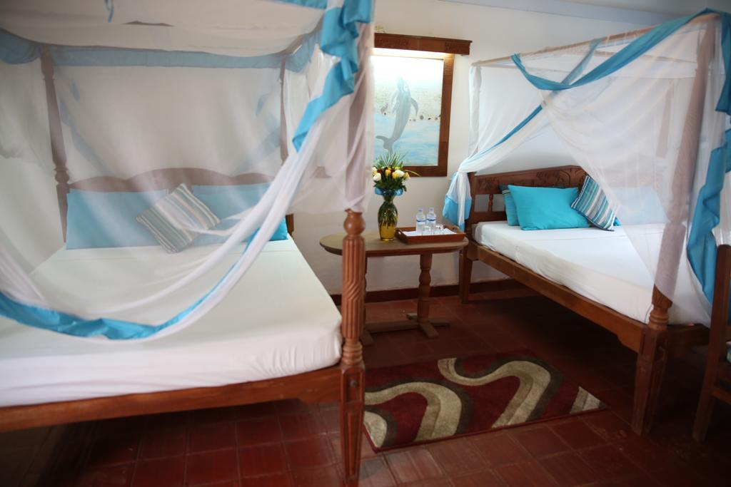 Mangro Hotel Diani Beach Exterior photo