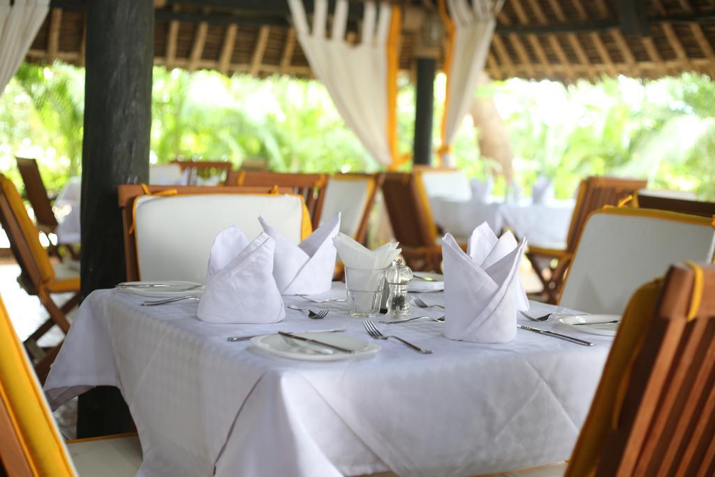 Mangro Hotel Diani Beach Exterior photo